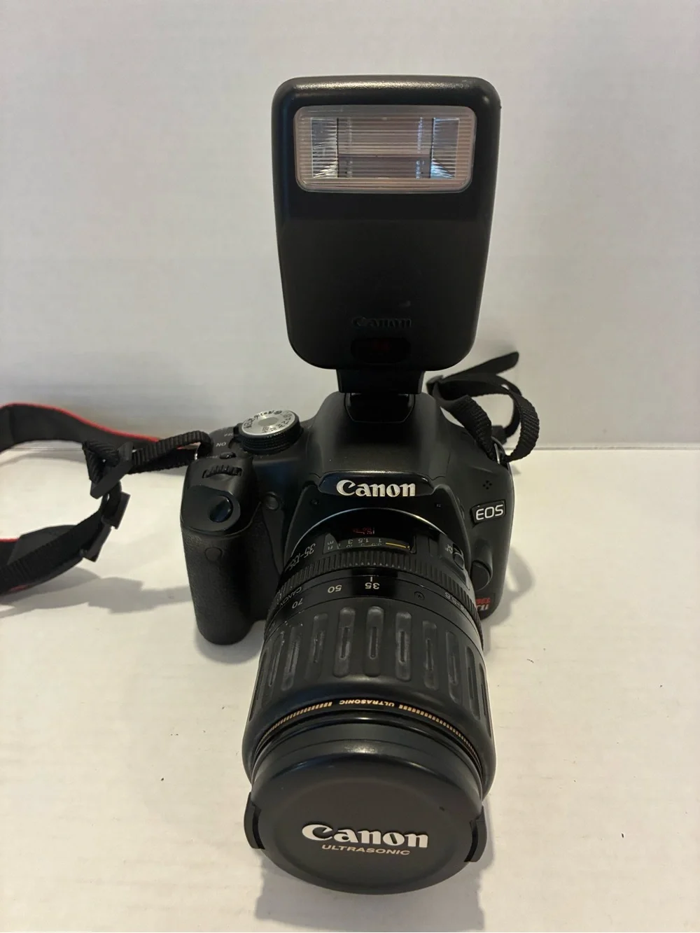 Canon EOS Rebel T1i Digital SLR Camera w/ Canon Lens EF-S35-135 mm Bundle